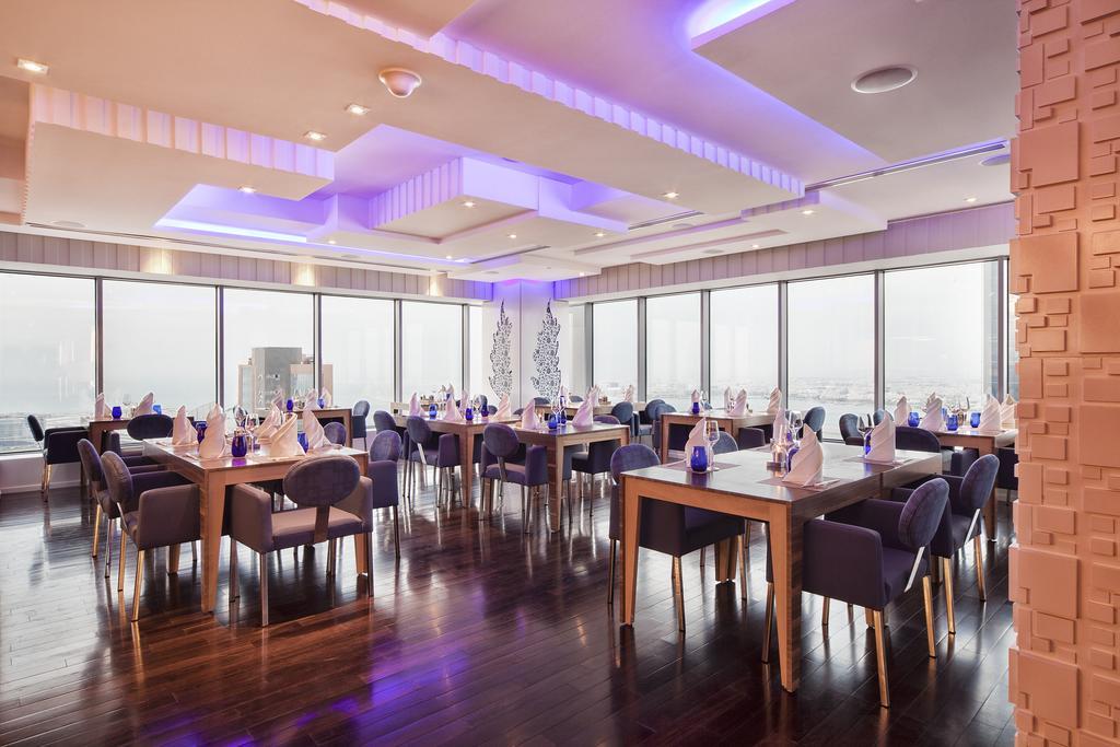 The Domain Bahrain Hotel And Spa - Adults Friendly 16 Years Plus Manáma Exteriér fotografie The 360° Restaurant