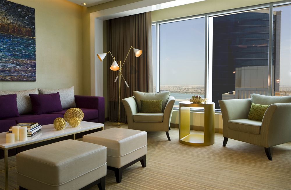 The Domain Bahrain Hotel And Spa - Adults Friendly 16 Years Plus Manáma Exteriér fotografie A living room at the Ritz-Carlton, DIFC